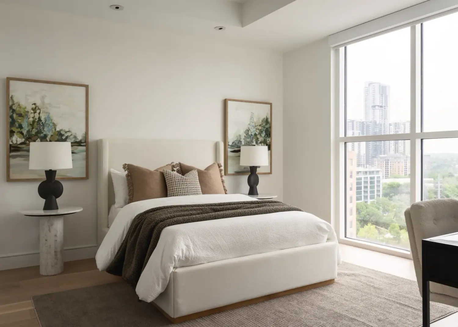 Four Seasons Residences 1109 — gallery image 2