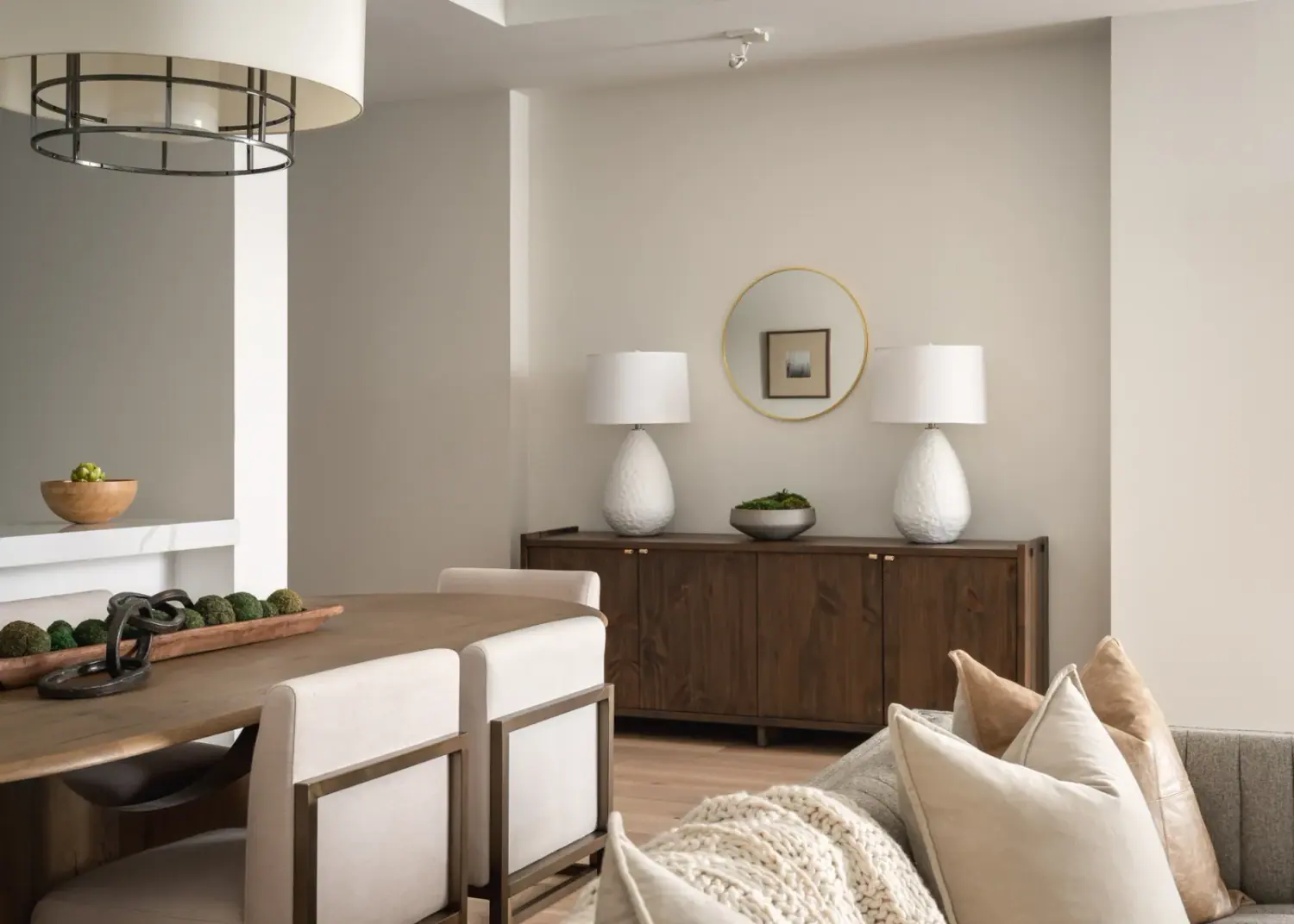 Four Seasons Residences 1109 — gallery image 5