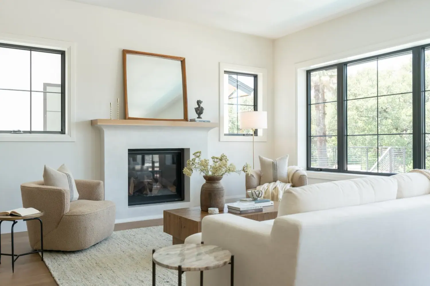 Hi Circle North — gallery image 1